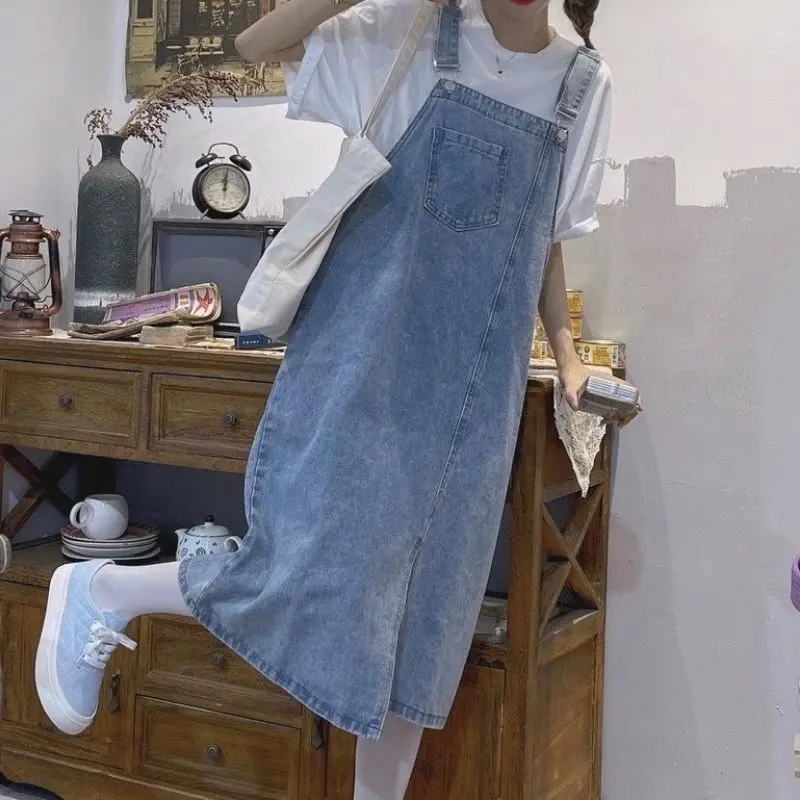 Yếm Jeans nữ dáng dài xẻ trước phối túi lớn trước ngực dịu dàng nữ tính phong cách Hàn Quốc Dress Women Y-01 KoKo store