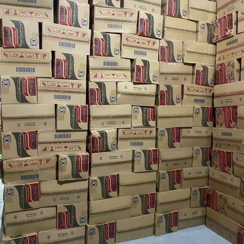 ￼SỈ THÙNG 40 gói mì Trộn indo chính hãng date mới toang full vị siêu ngon Food 2