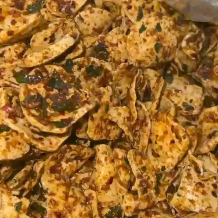 70 gram basreng bulat pedas 1