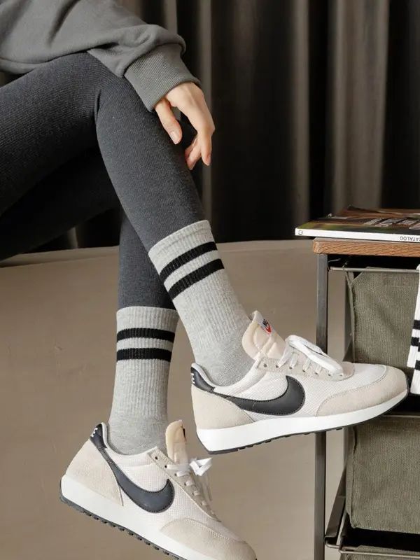 Unisex's Stripe Pattern Mid-Calf Socks, Vintage Trendy Casual Comfortable Breathable Socks for Daily Wear, Soft Socks for Men & Women 7