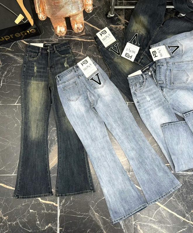  Quần jeans dài ống loe rách cào phối túi thêu chữ V Menswear Nam 