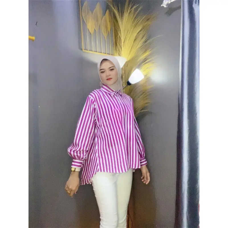 Kemeja Wanita Stripe Shirt Salur Silang Belakang Bahan Katun Rayon 5