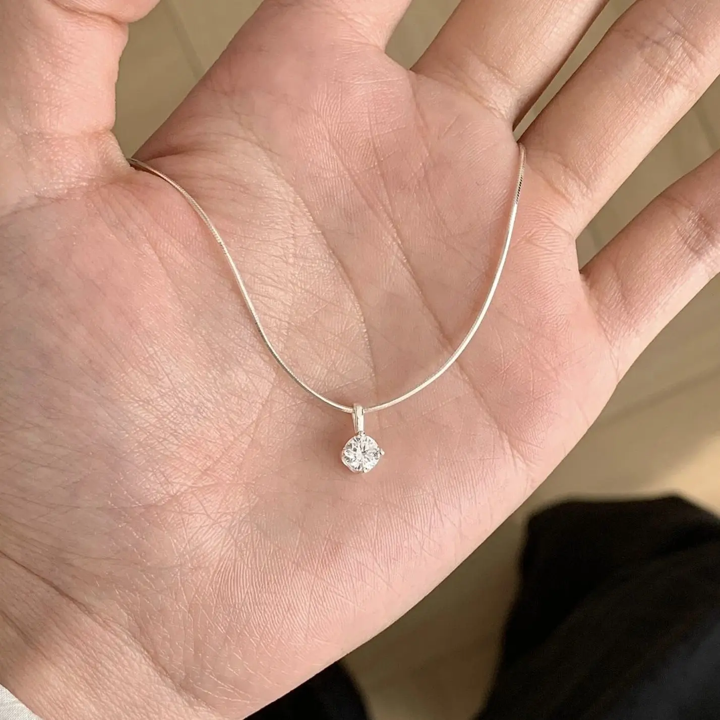 925 Silver Single Diamond Clavicle Chain Necklace Female Ins Simple and Light Luxury Elegant High-Grade Niche Design Pendant Clavicle Chain