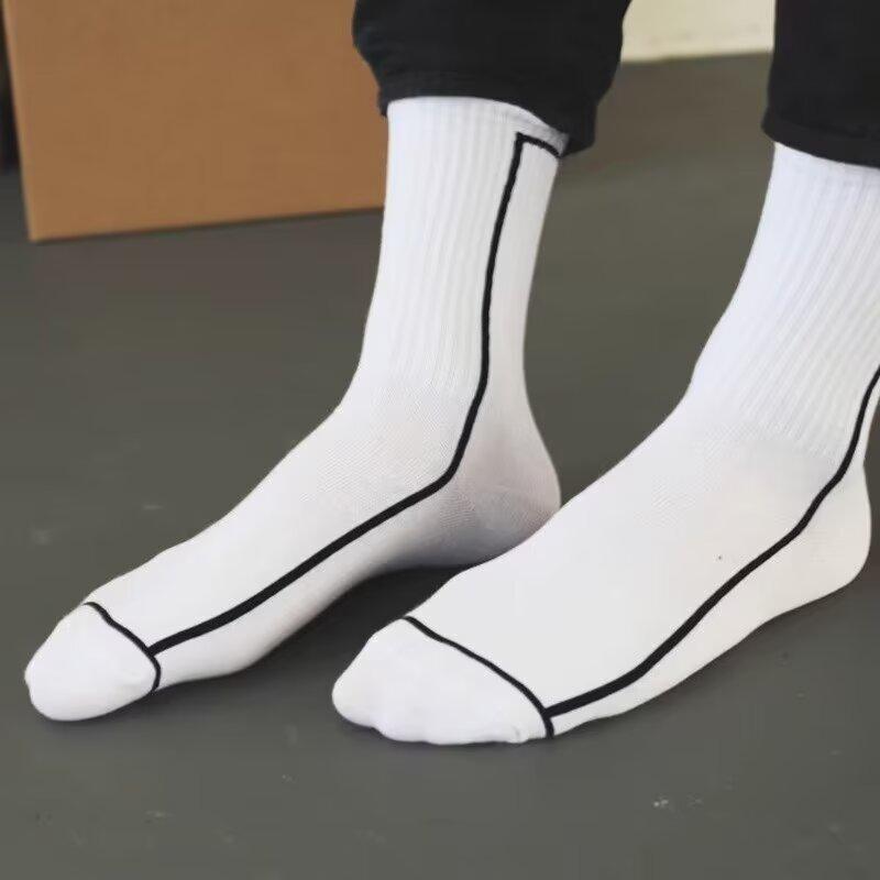 Product Introduction of Men Socks New Korean Style Male & Female Middle Tube Cotton Street Hip-Hop Sports Personalized Skate Stockings Casual Socks Fitness Running Basketball Men Antibacterial Sweat-Absorbent Socks 11