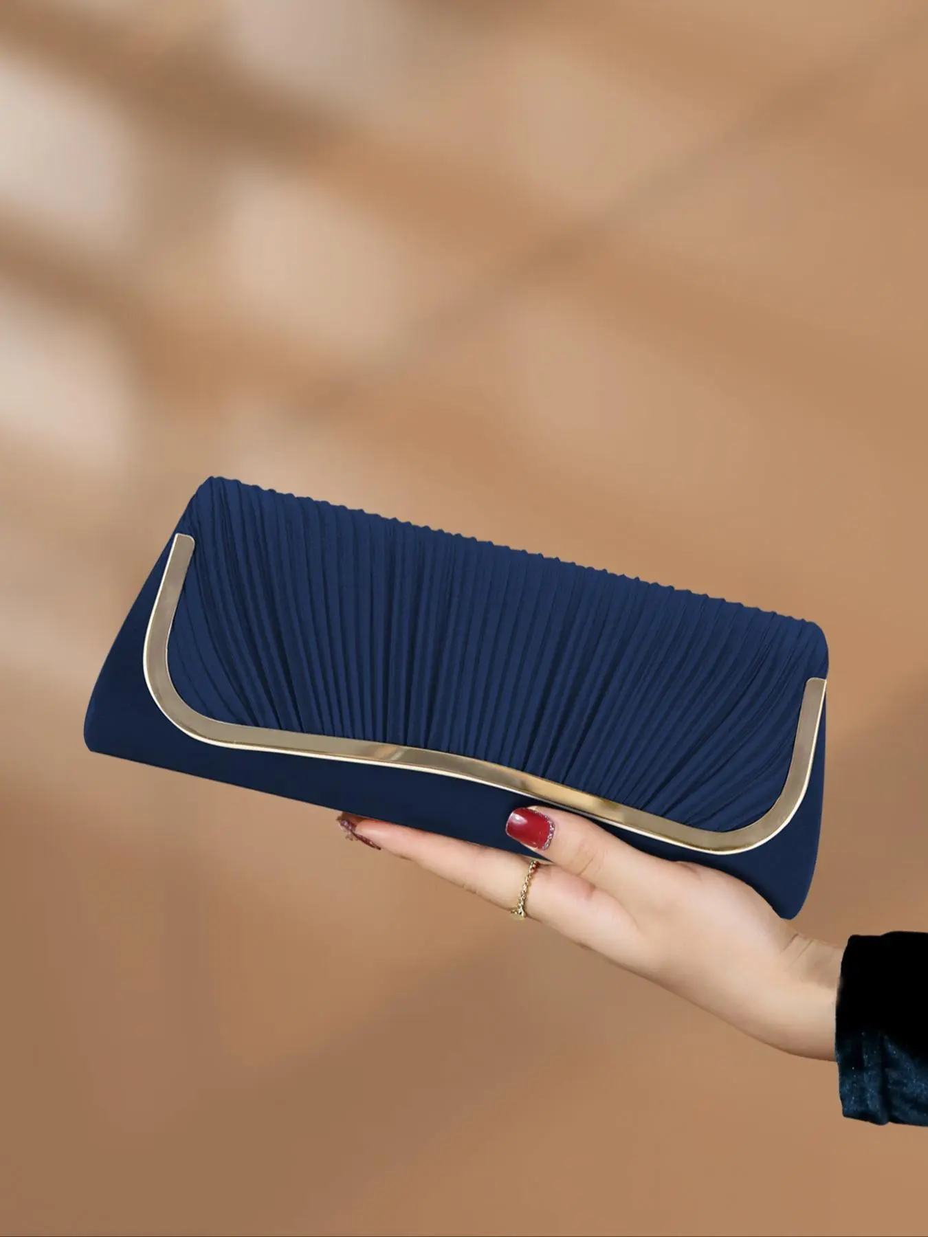 Women's Elegant Fan Pleated Design Evening Bag, Exquisite Metal Chain Strap Clutch Bag, Trendy Versatile Box Bag for Party Decoration
