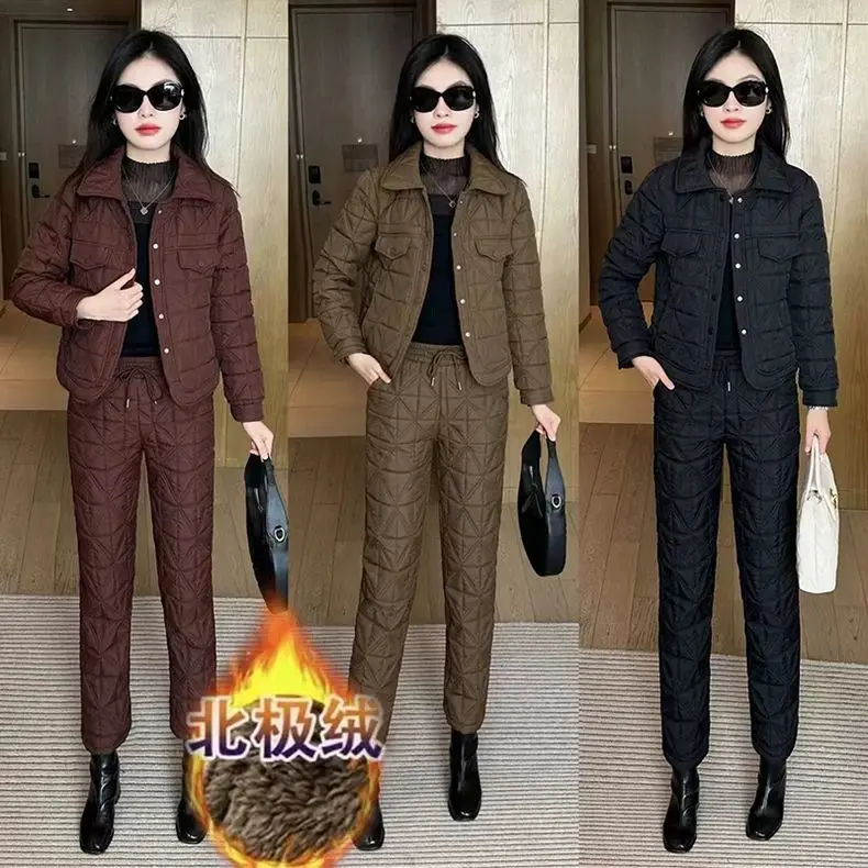 Trang Phục Quần Áo Độn Bông Kẻ Sọc Thường Ngày Đệm Nhung, Thời Trang, Dành Cho Nữ, Dáng Ôm, Bộ Đồ Hai Mảnh, Phong Cách Hàn Quốc Mới Mùa Đông Phong Cách Phương Tây, 2024