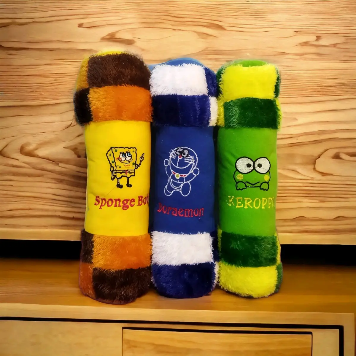 Guling Anak Karakter Motif Lucu Lembut Bisa Dicuci Bantal Kain