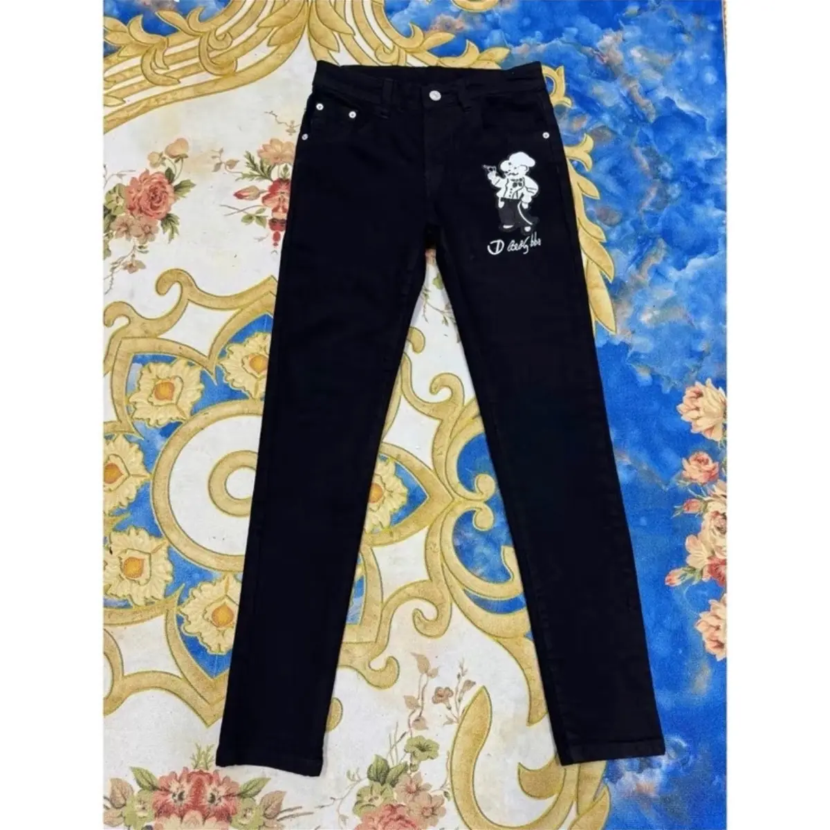 Quần jean trơn (logo Ông Già ) phom ôm côn chất mềm mại nam