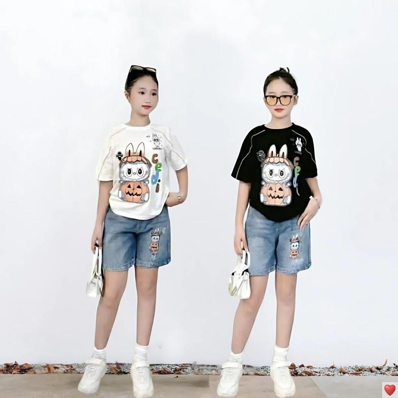 [MinMinKid2] (25-42kg) Set áo thun cotton phối viền in hình Labubu hot trend phối quần sọc jean năng động cho bé gái