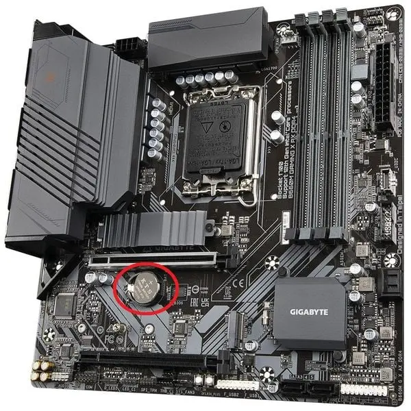 Pin CR2032 loại tốt cho mainboard máy tính, chìa khóa xe máy,  cân điện tử Titan 1