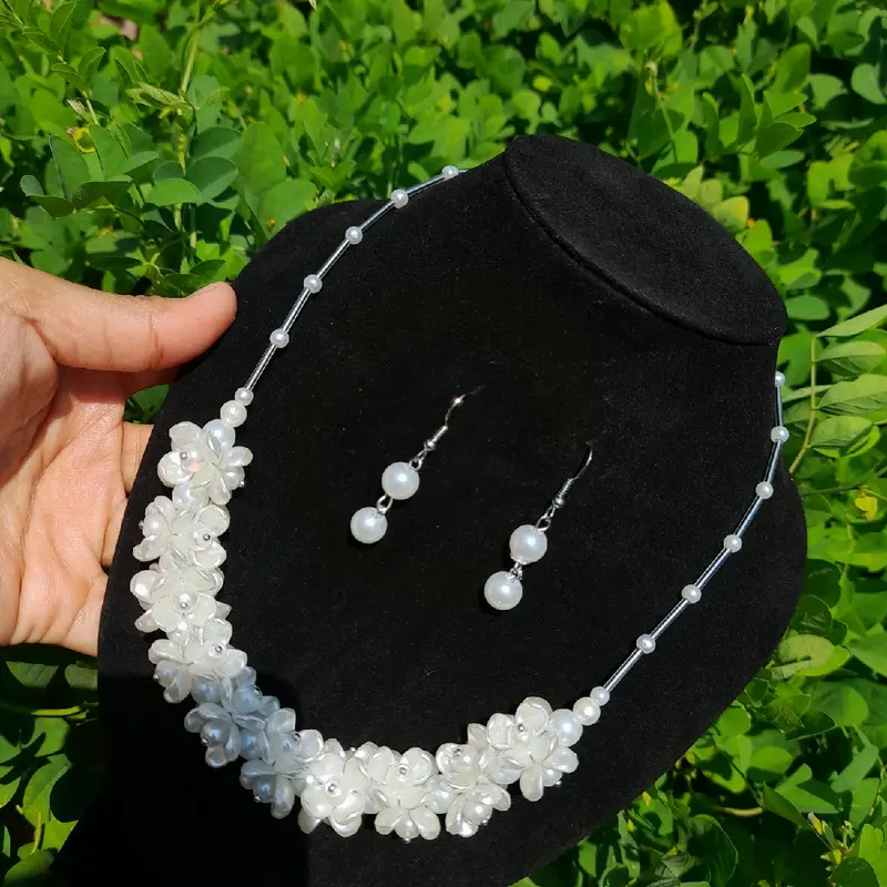 kalung simple clover/kalung hijab free anting 2 freeong 0