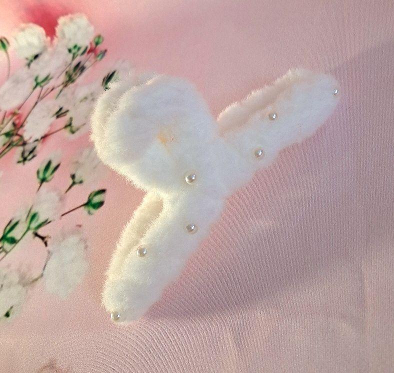 Product Introduction of kẹp ngoạm phủ lông đính charm xinh to 11cm 2