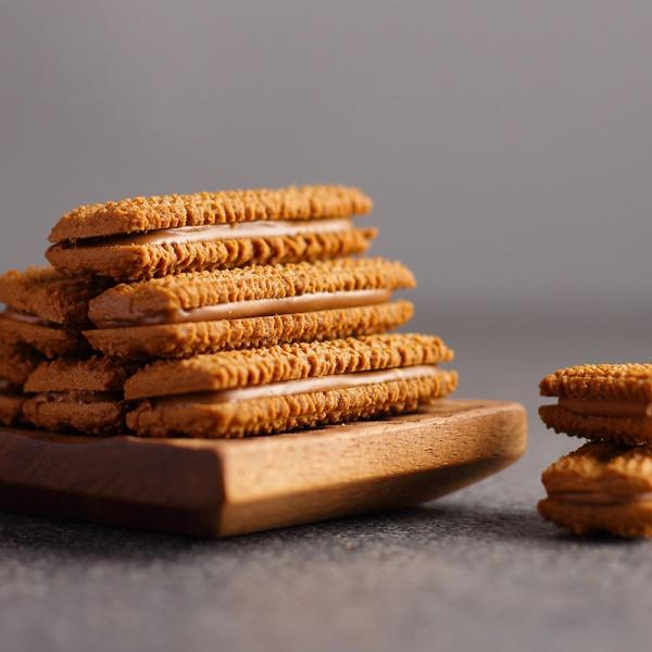 Casual Snack Sandwich Biscuit Cookies Various Tastes Internet Celebrity Snacks Meal Replacement Biscuit 3