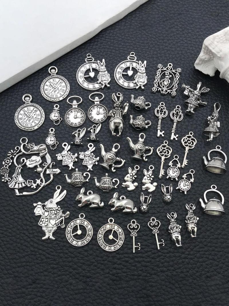 Product Introduction of Random Mixed Vintage Key Clock Design Charms, Steampunk Style Pendants for DIY Jewelry Making Crafts Supplies 3