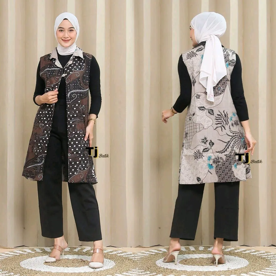 BATIK DUA PUTRI -  Baju  BATIK OUTER WANITA BOLAK BALIK DUA MOTIF BLEZER BATIK 2 IN ONE BAHAN  Katun FARIASI SATU Kancing DI DEPAN CARDIGAN Panjang Muslim Panjang outer batik  crop