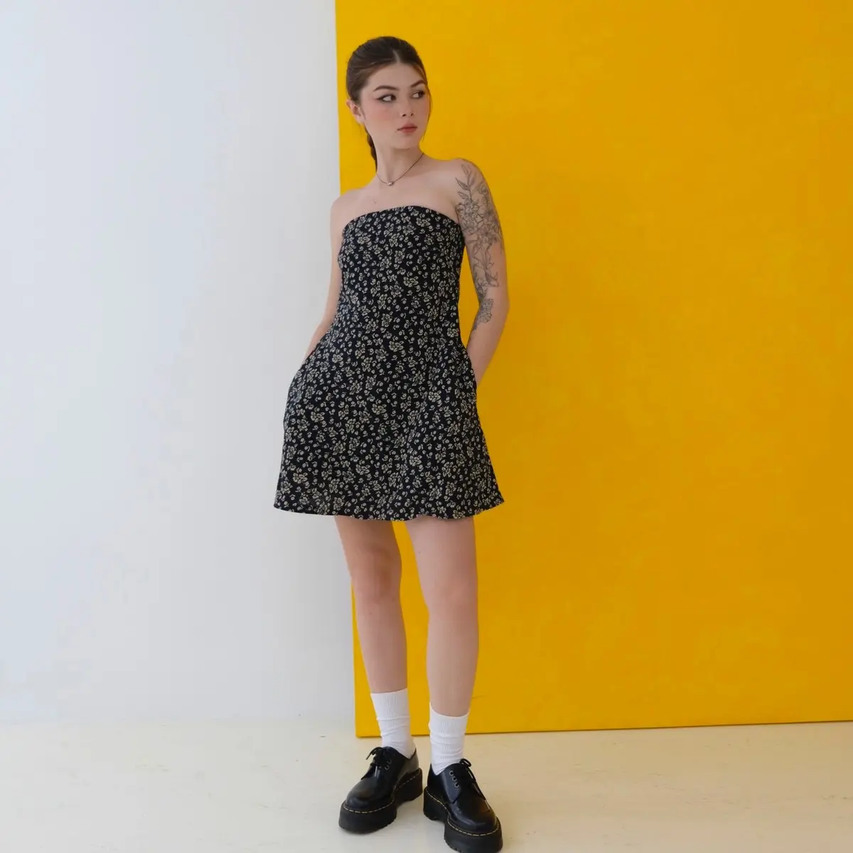 OLALASTUDIO Đầm quây họa tiết trái tim Linen Mini Dress