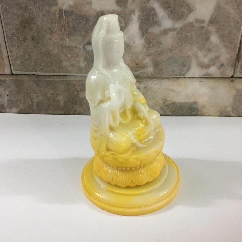 Phật Bà Quan Âm màu vàng cao 12 cm 2