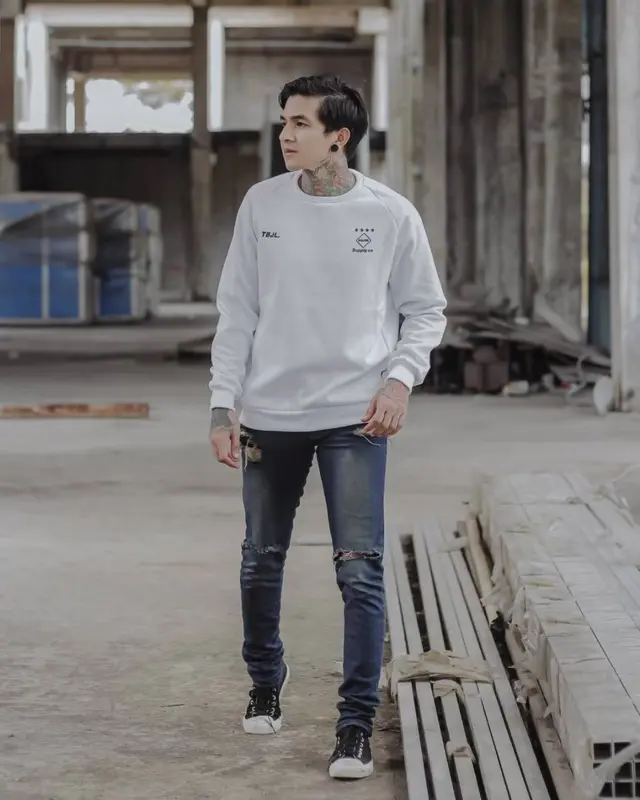 Crewneck The Bojiel Pria Dan Wanita - Sweater The Bojiel Pria Dan Wanita - Sweatshirt The Bojiel Pria Dan Wanita - Hoodie The Bojiel 2