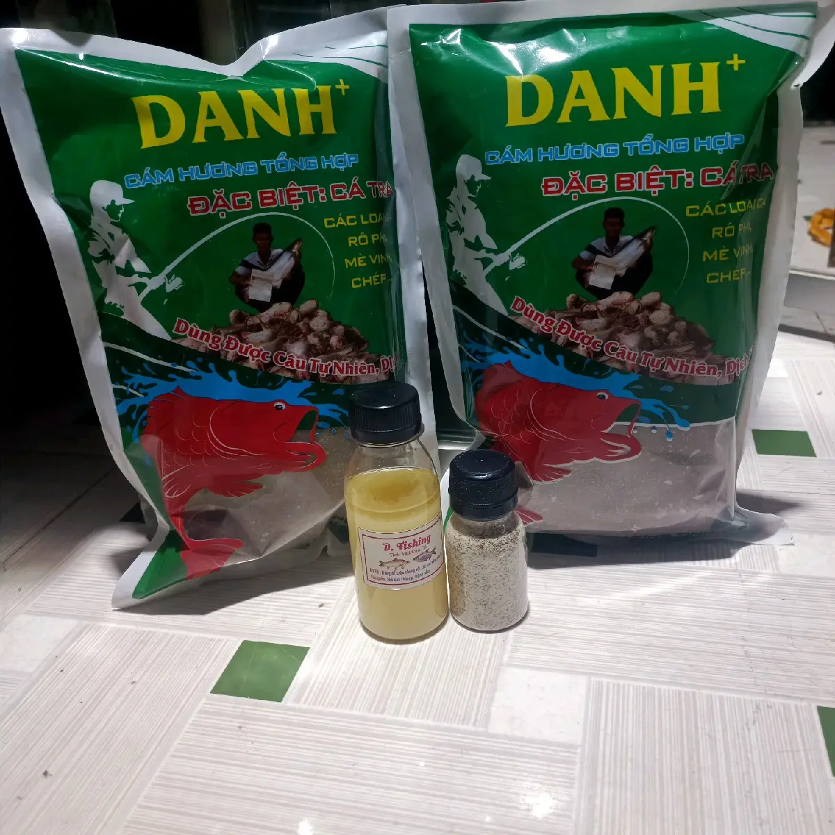 combo 2 kí cám thơm+1 tinh mùi Bắt Cá Đi Câu Fishing Câu Cá Fish ( Chuyên cá tra)
