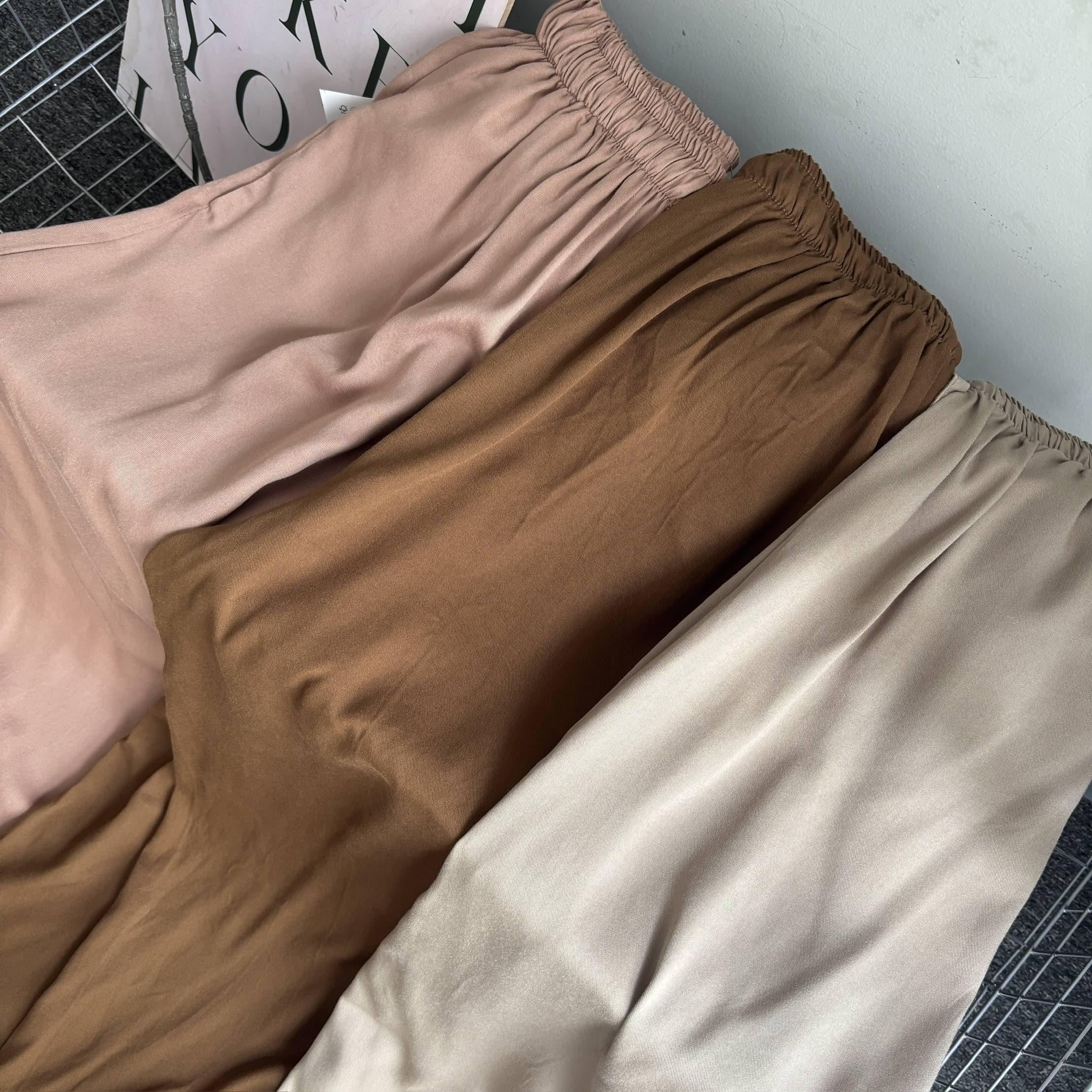 PREE ORDER KULOT RAYON POLOS HOMMY | LIVE KODE  WAR ATASAN BAWAHAN Casual Wanita nyaman