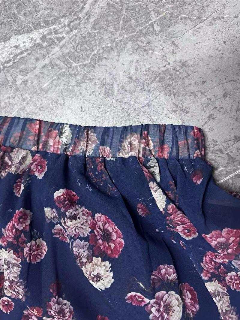 Product Introduction of Women's Floral Print Skirt without Top, Elegant Boho Style Skirt for Beach Holiday Vacation, Ladies Bottoms for All Seasons 6