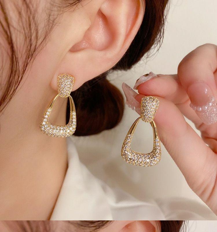 Product Introduction of 2025 New S925 Silver Needle New Niche Design Full Diamond Geometric Earrings Retro Style Versatile Ear Jewelry 1241 4