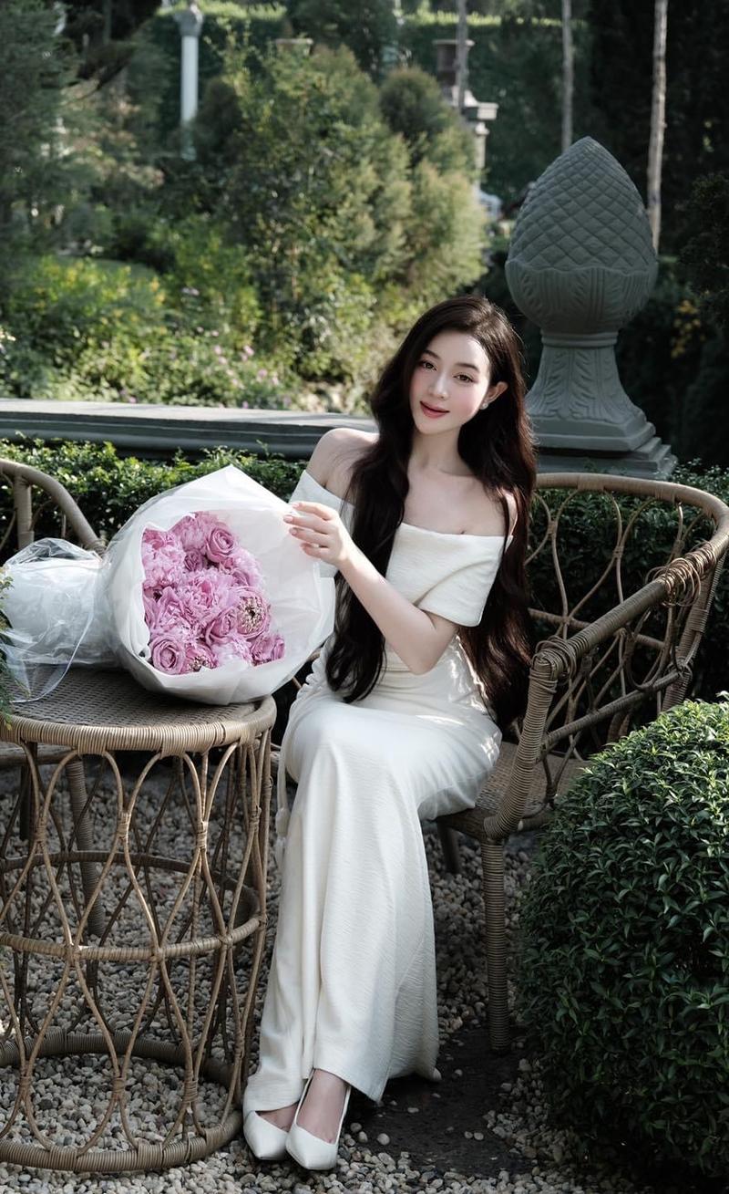 Product Introduction of ￼Đầm trễ vai dáng dài “ Shirina “ chất liệu xốp nhăn cao cấp sang chảnh by EM DESIGN 2