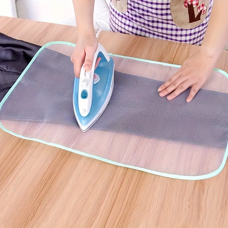 1 Pc Ironing mat - withstand high temperature ironing mesh, protective Ironing mesh, protective garment pressing pad for home use, with utility hooks.