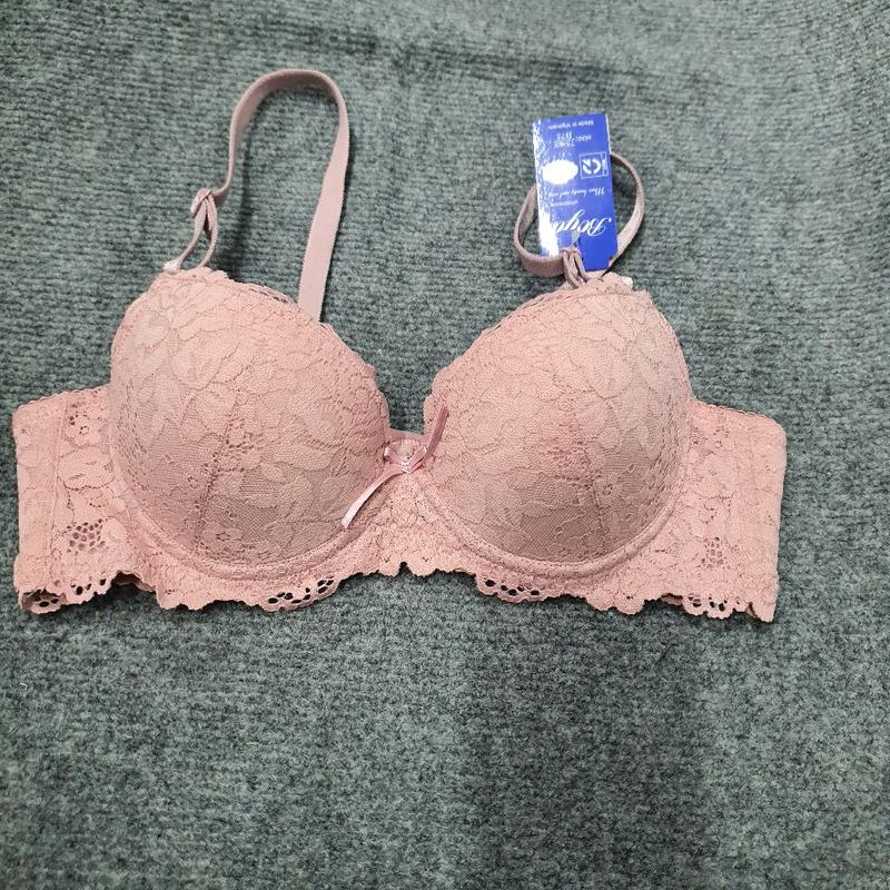 Áo Boya ren( mã 522).mút 1cm,có gọng,quả tròn quai ngang,độ che phủ 3/4 8