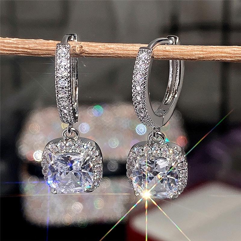 Product Introduction of Bông tai nữ cao cấp mois vuông khuyên tròn fullmoi Hoa tai moi vuông tặng kèm hộp fullbox Women 2