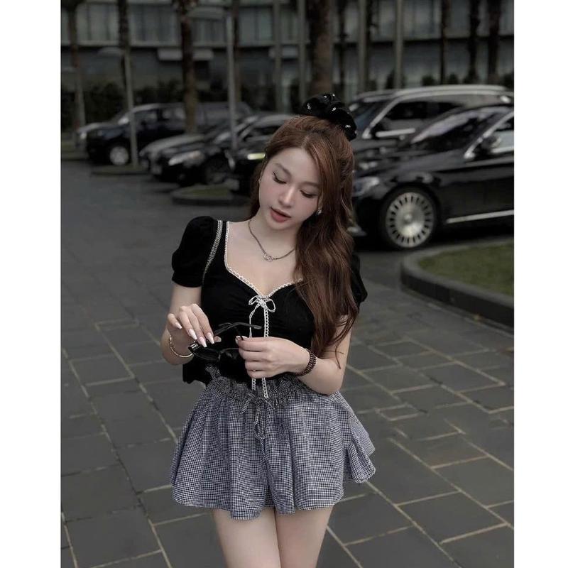 BIGSIZE HIẾU HIẾU (55-95KG) - Set thời trang nữ Áo tay phồng viền ren cột nơ + Chân váy caro dáng xoè