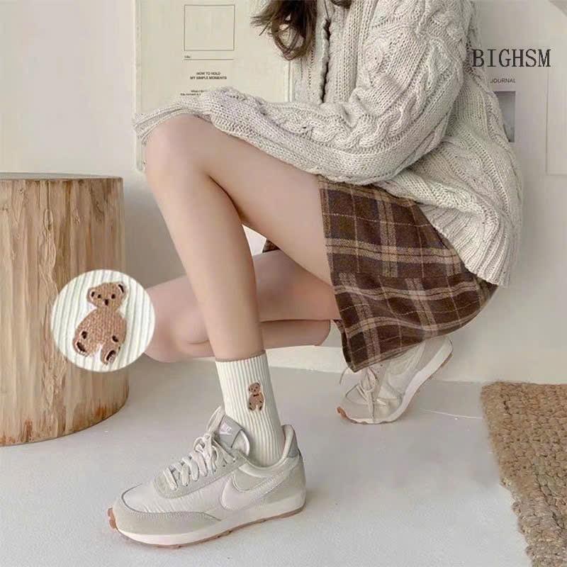Product Introduction of Combo 10 đôi tất Unisex cổ cao Gấu Nâu chất cotton tăm mềm mại thoáng khí giúp cho bàn chân luôn khô thoáng không gây mùi ( có tách lẻ 5 đôi) Nam Menswear 10
