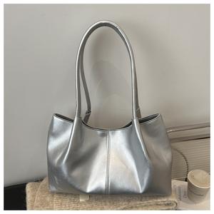 Beg Tote, Rekaan Asal, Popular pada Tahun Ini, Fesyen Minoriti Jepun dan Korea, Kapasiti Besar, Sesuai untuk Ulang-alik Harian, Beg Bahu, Sesuai untuk Beg Kelas Bags Wanita