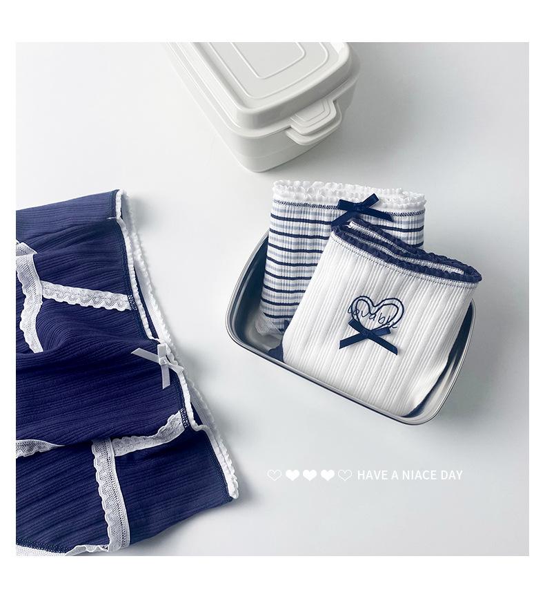 Product Introduction of Blue Pure Desire Series Pure Cotton Underwear for Women Japanese Lucky Navy Mid-Waist Full Cotton Crotch Student Party Triangle Shorts Plus Size 18