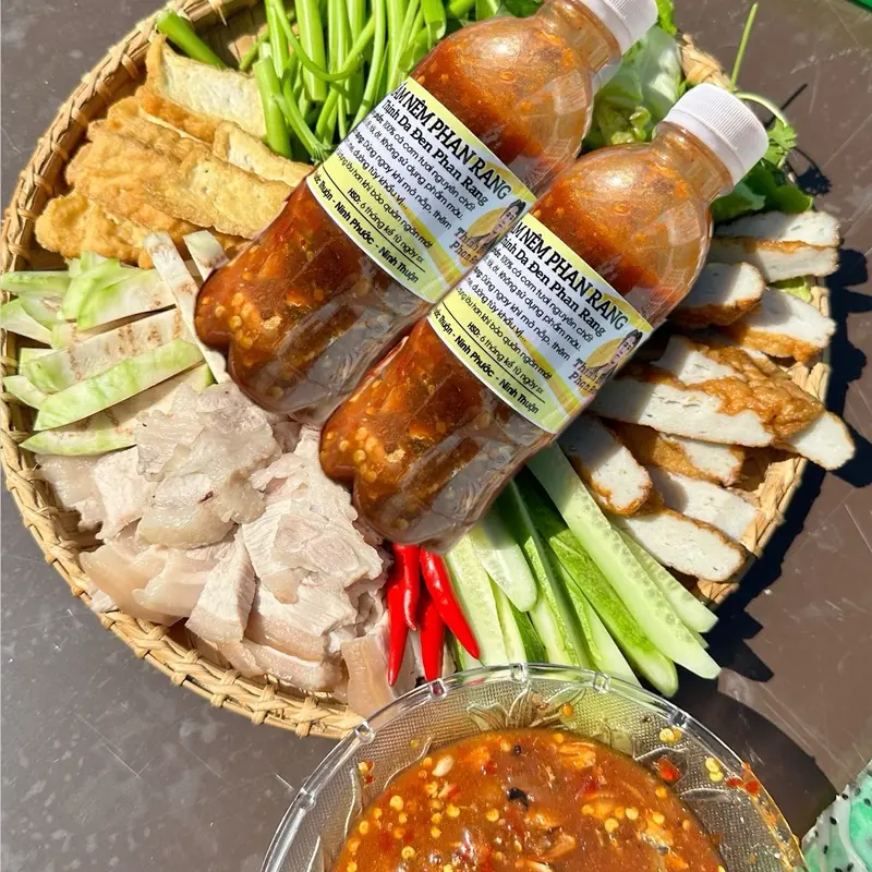Combo 100 bánh Tráng + 2 chai mắm nêm 3