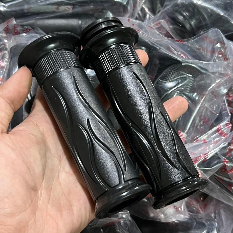 Bao tay lửa Thái gắn mọi dòng xe - Mẫu tia lửa hàng ahmm Thái Lan bao gồm bao tay và ống ga