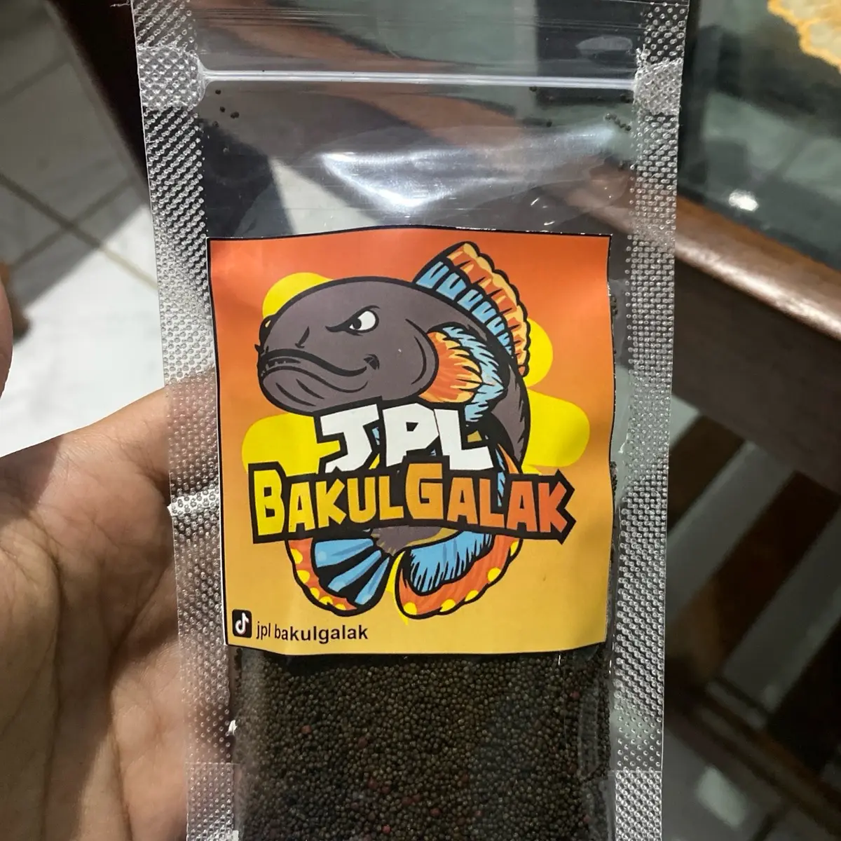Pelet pakan limbata wc