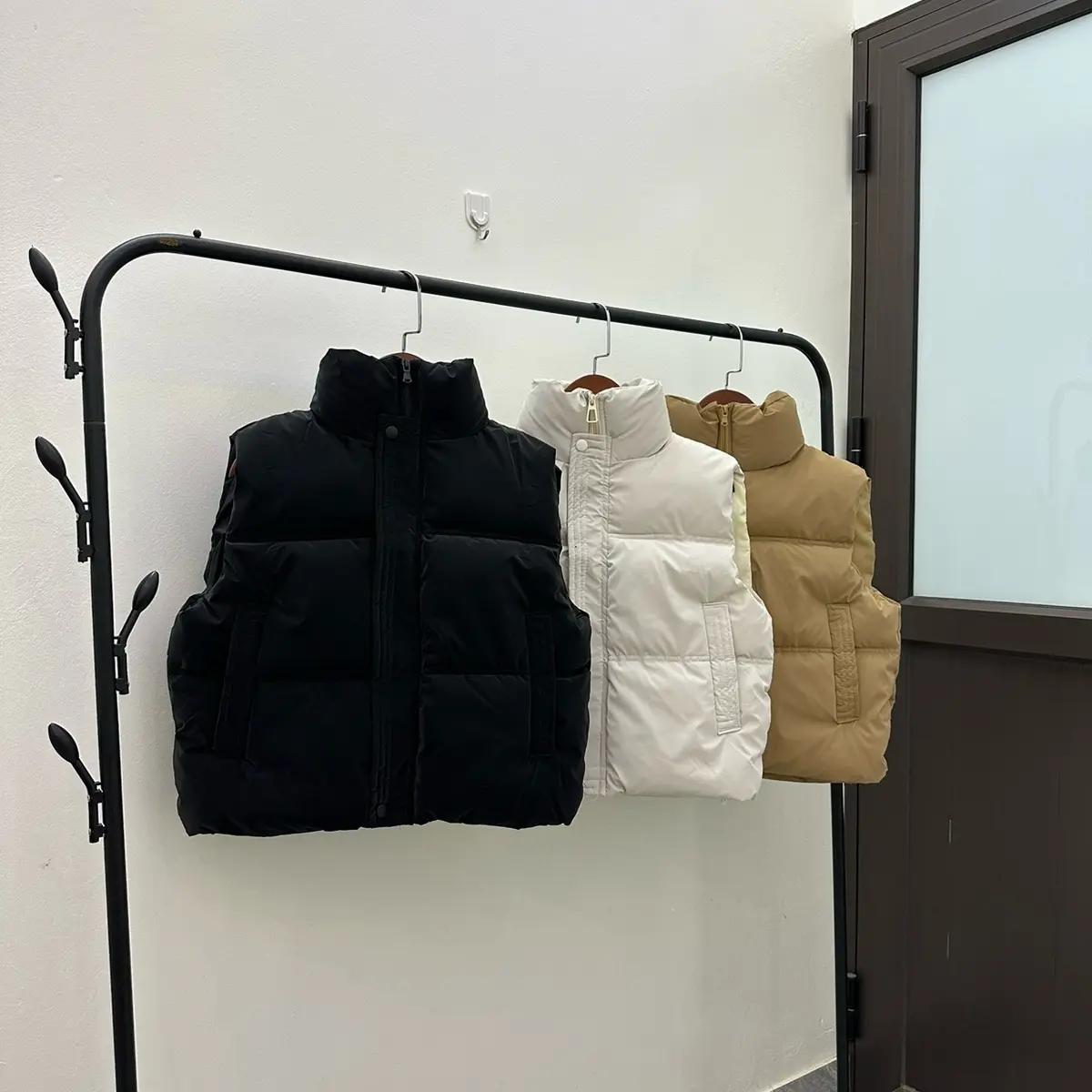 Áo khoác,áo phao gile nữ chất liệu nhung lì 3 màu  Jacket Top Women