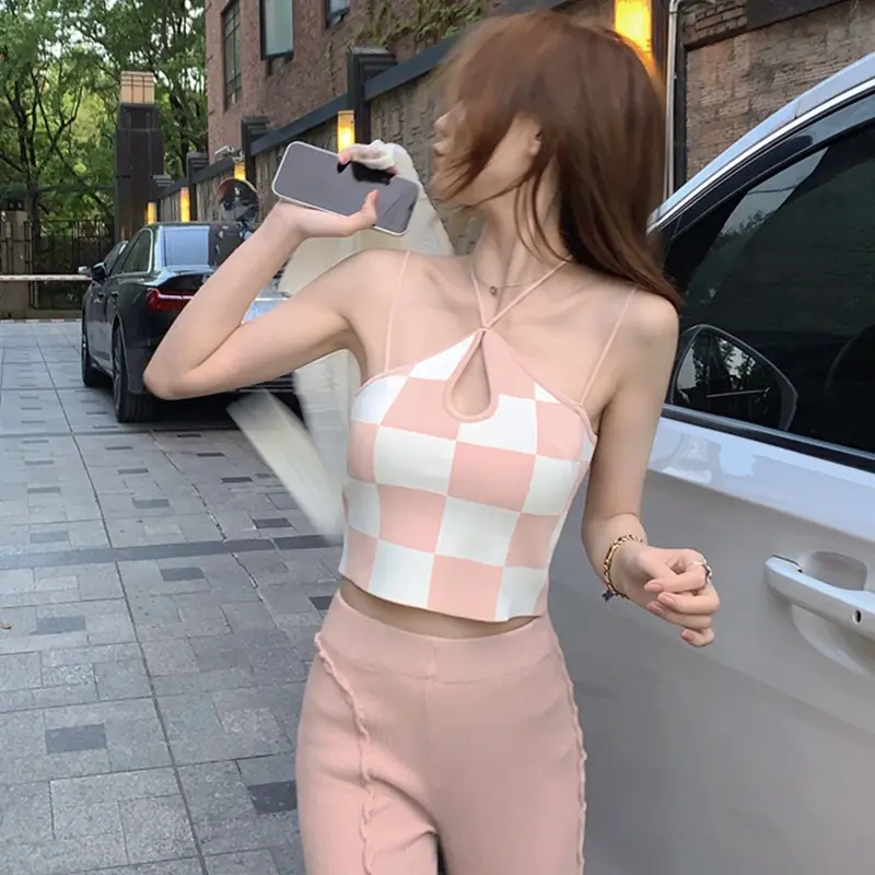 Korean version sexy little camisole top women's summer 2025 new thai niche wear short halterneck top bandeau top