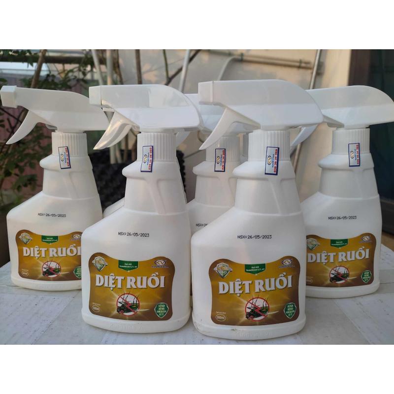 Xịt diệt ruồi sinh học dùng trong y tế an toàn hiệu quả Kingbio