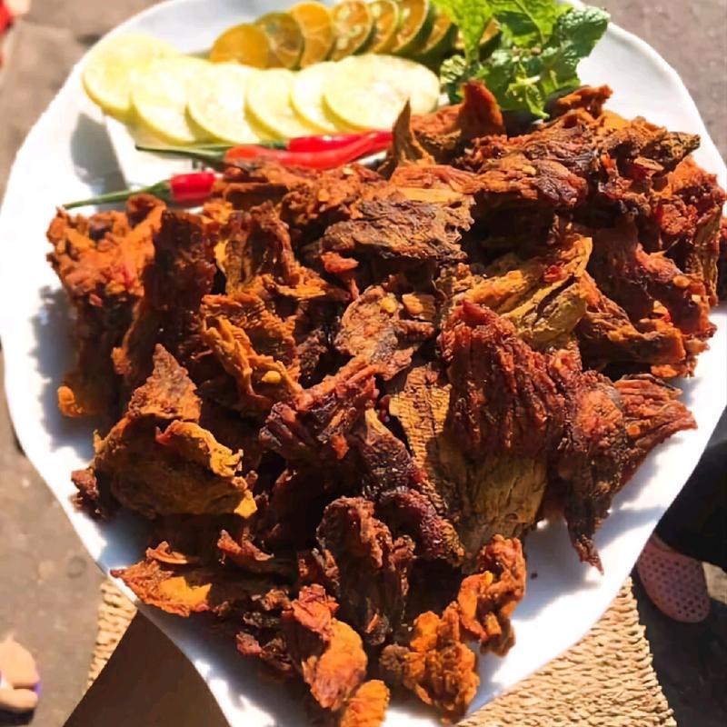 Khô bò vụn giòn chuẩn Hồng Ngự gói 500gr Nho Snack Ăn Vặt Chua Food Thức Ăn Cay khô bò khô bò