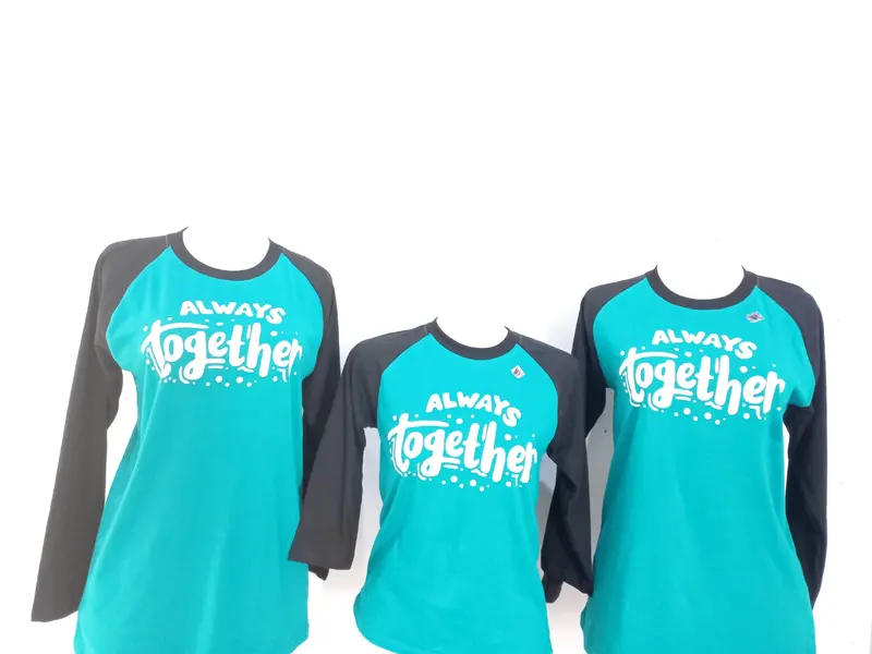 kaos distro couple ayah ibu dan anak pasangan keluarga family kombet 24s Dewasa Hitam Panjang Pendek Baju Katun Wanita Combed Natal 3