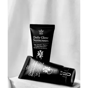 DAILY GLOW SUNSCREEN TAZZI SPF 50++++