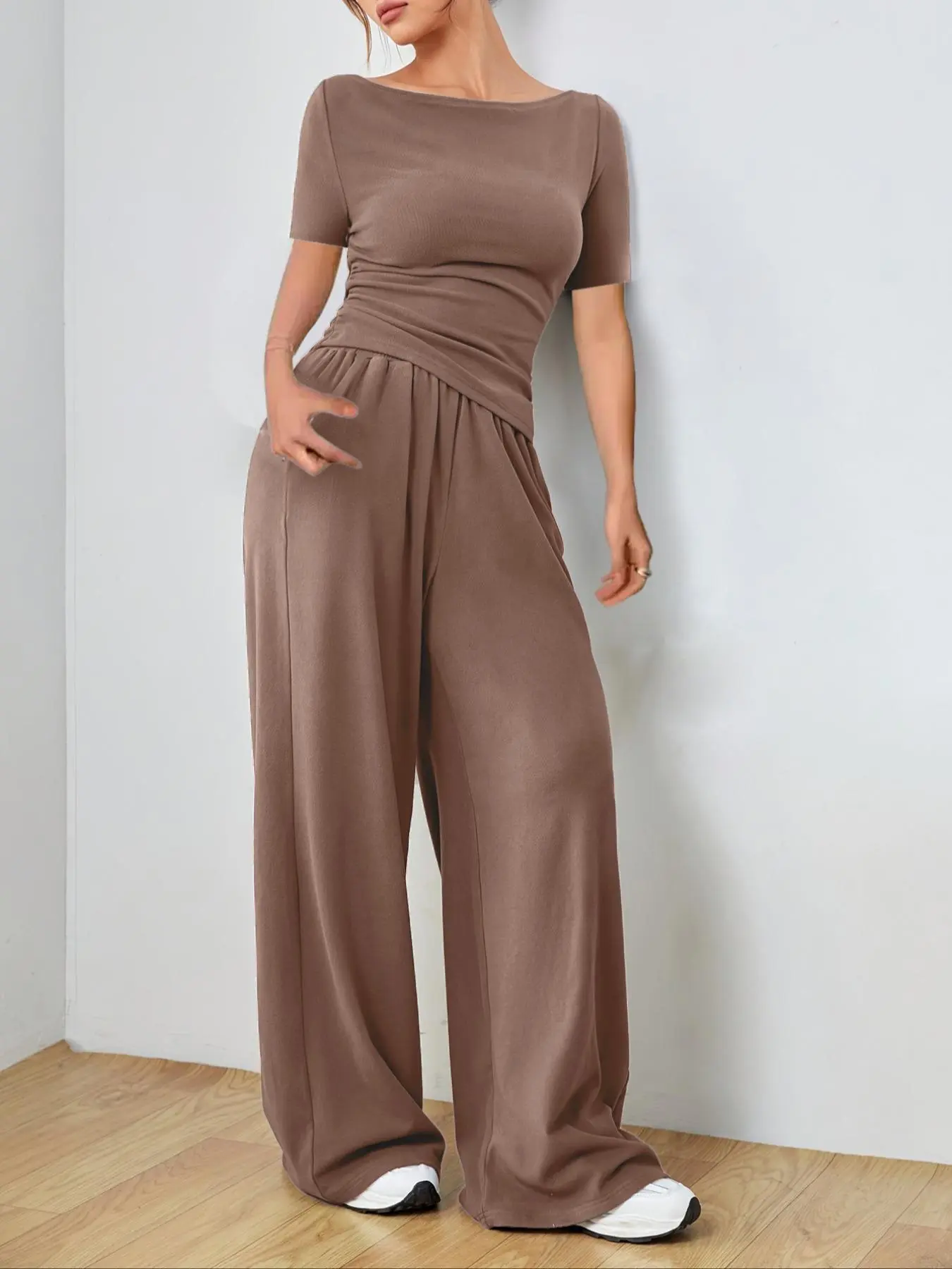 Two-piece Set Women's Solid Color Tee & Wide Leg Pants, Casual Boat Neck Short Sleeve T-shirt & Pocket Trousers for Summer, Ladies Clothes for Daily Wear, Womenswear