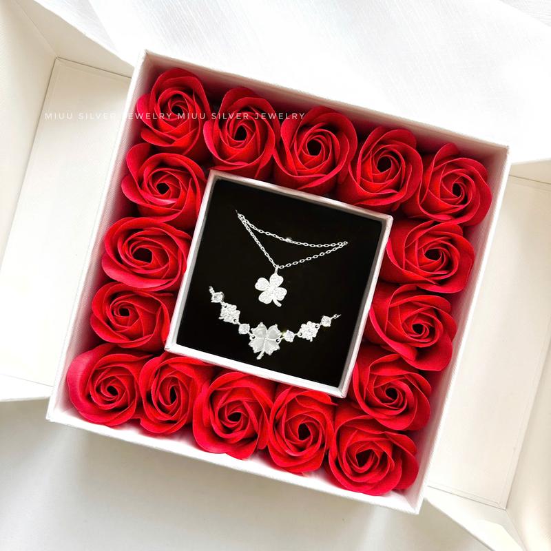 [QUÀ TẶNG 20-10] Quà tặng người yêu, hộp hoa hồng kèm trang sức bạc 925 dây chuyền, lắc tay Miuu Silver