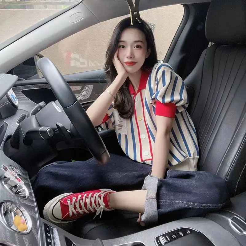 Áo Thun Ngắn Tay Sọc Màu, Cổ Polo, Dành Cho Nữ, Dáng Rộng Vừa Vặn, Thiết Kế Độc Đáo, Áo Tay Phồng, Hàng Mới Về Năm 2024, Phổ Biến Vào Mùa Hè Top Women