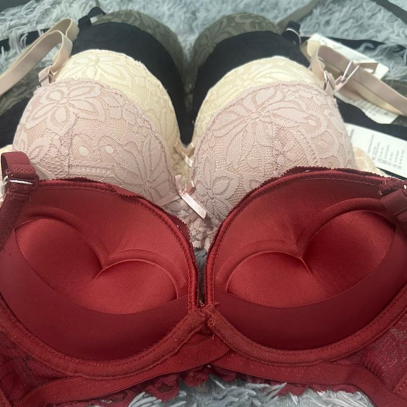 1 Áo ngực @911 cao cấp không có gọng mút dày 6.5 phân 3 móc cài  cực xinh Top Nữ Bra Voi Nhung Kem Ren Sen