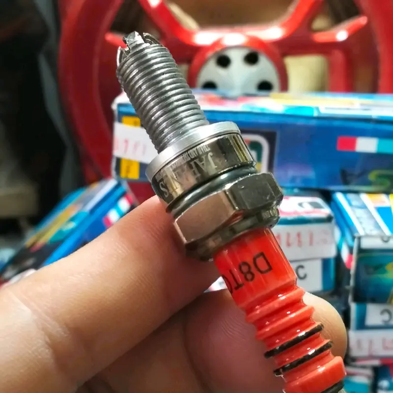Bugi Xe máy ( 3 chấu Chân Dài độ - Lắp Mở bằng Típ 18 ) 2
