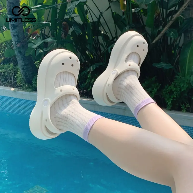 LIMITLESS Sendal Wanita Selop Hak Tebal Empuk Nyaman Santai INARA Sepatu Sandal Cewek Platform Rumah Santai Jalan Musim Semi Fashion Terbaru 2024 Karet 5