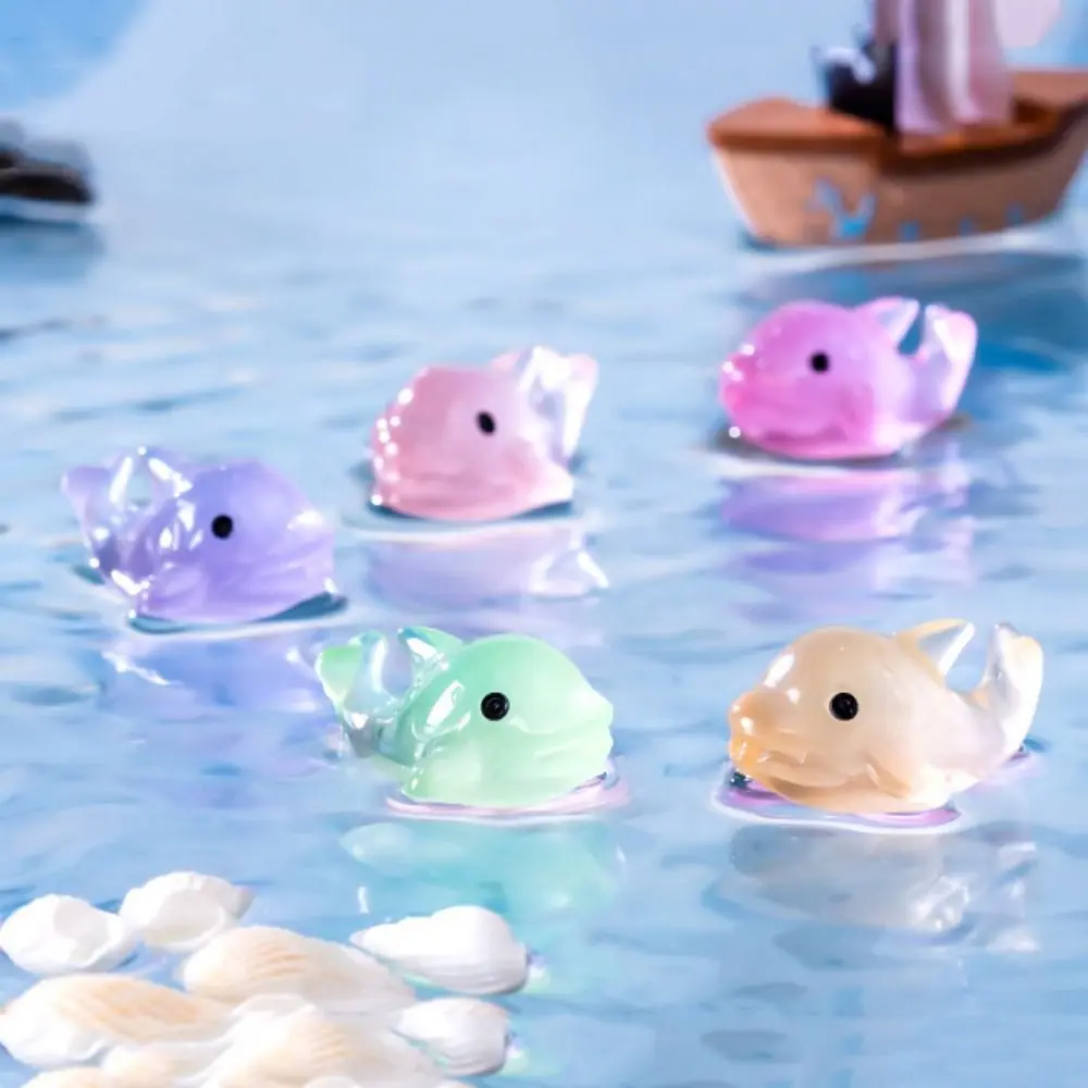 Dolphin Micro Landscape Decorative Luminous Dolphin Landscaping Colorful Lifelike Resin Dolphin Figures Simulation Mini Dolphin Ornament Flower Potted Decor